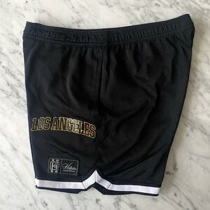 HOLLISTER Men’s Basketball 5” Short Size Small.